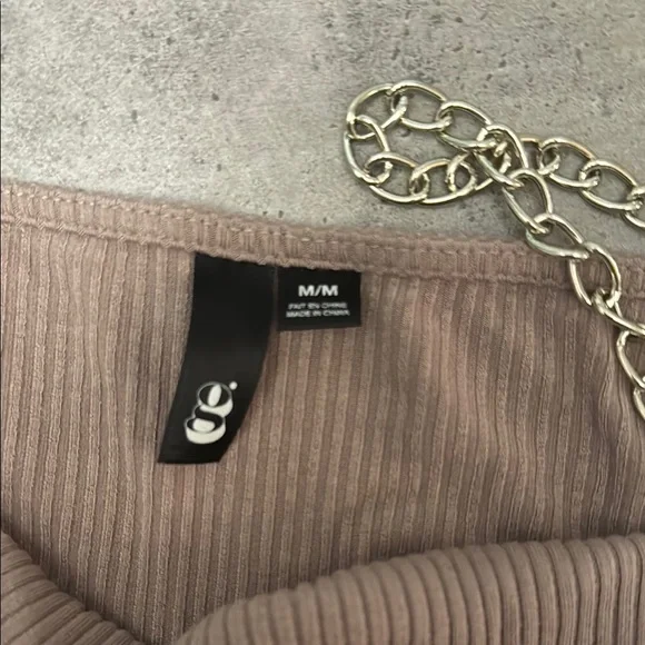 Chain Strap Ribbed Tan Crop Top - Picture 3 of 4